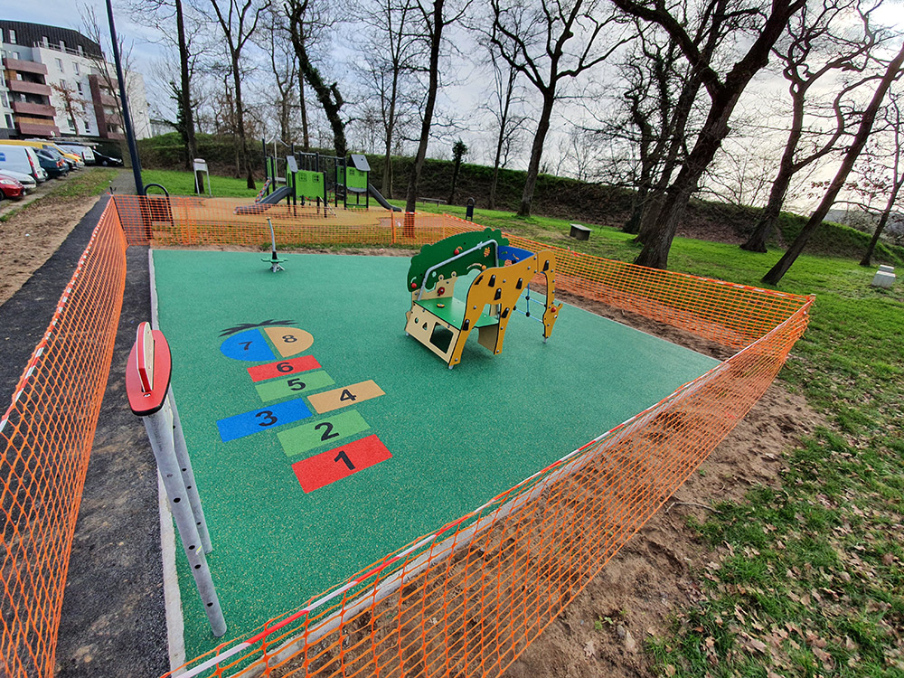 Playground Sports Img (50) 249